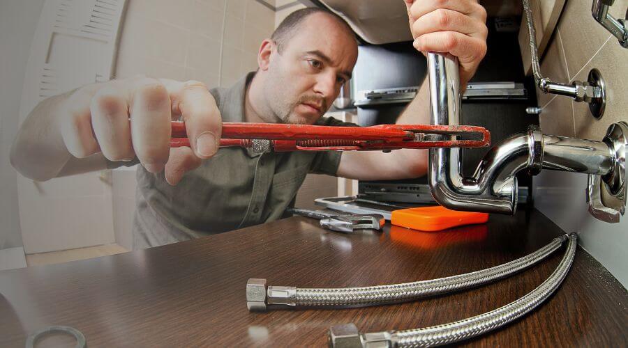 Expert burst pipe repair services in Fyffe, AL